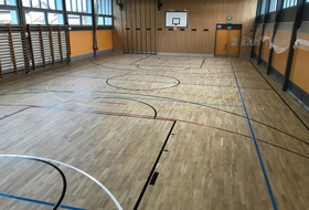 salle en parquet