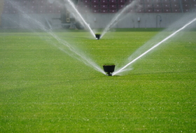 Stade de Genève entretien de la pelouse