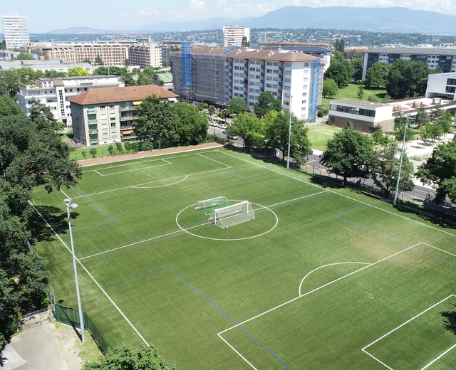 Terrain de football de Trembley